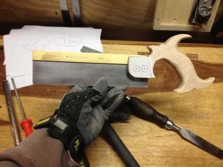 Craftsman BigBen builds a Winsor Saw Dovetail Saw Kit